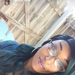 Meet your Posher, Bobbi